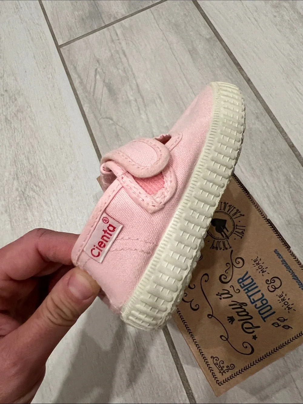 Cienta Light Pink Canvas Mary Jane with Hook-and-Loop Strap